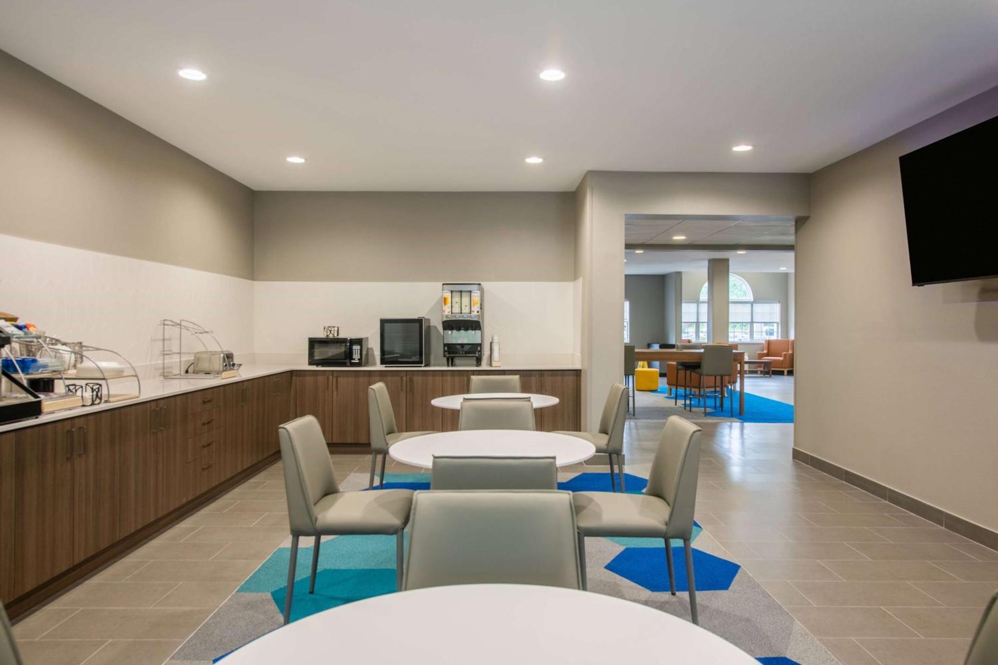 Microtel Inn And Suites By Wyndham Anderson Sc Exterior photo