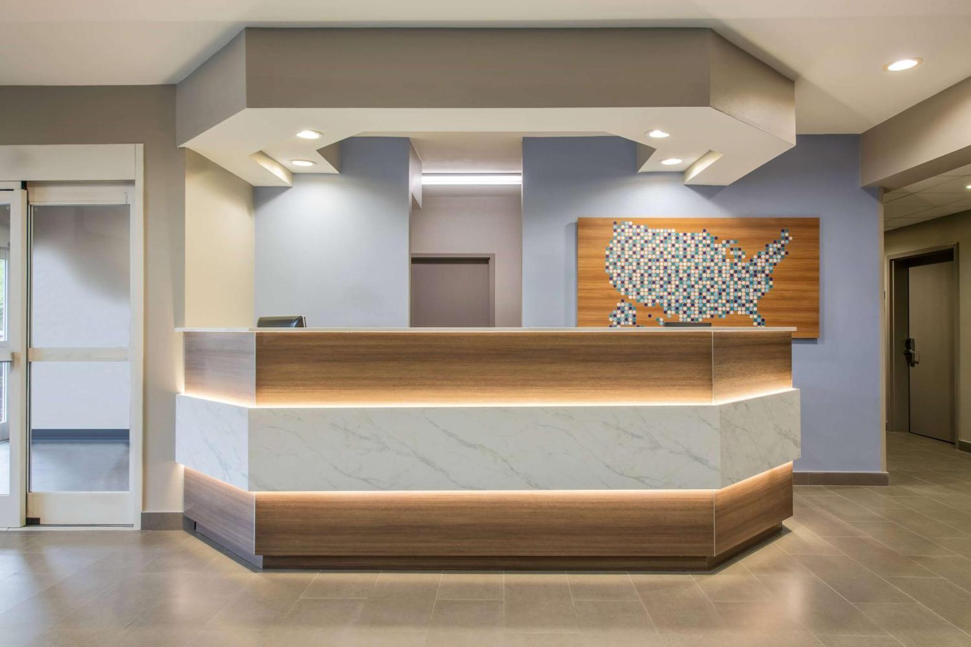 Microtel Inn And Suites By Wyndham Anderson Sc Exterior photo